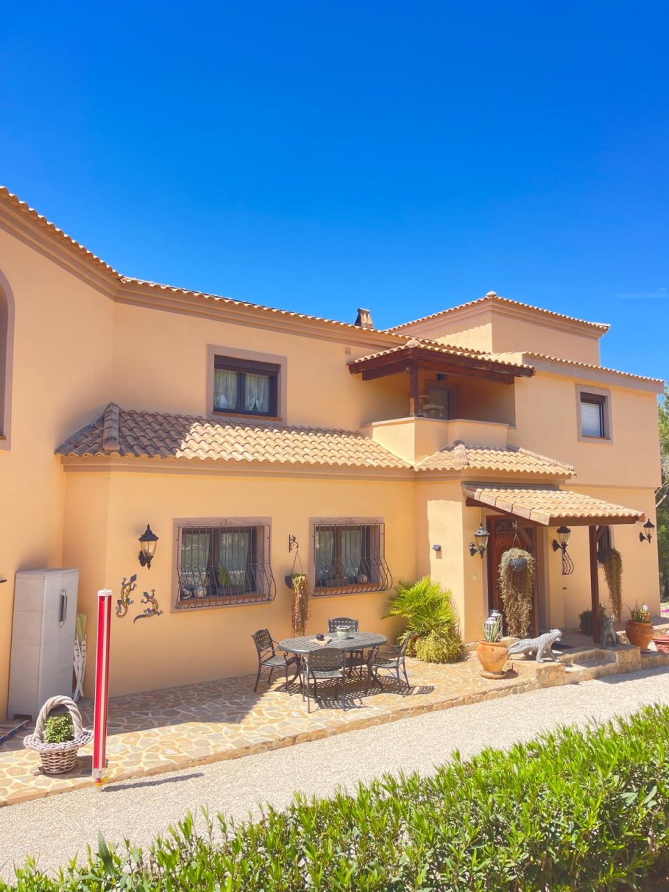 Pintores en Calpe — CostaPintura